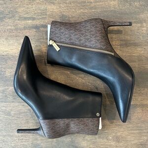 MICHAEL Michael Kors Alina Flex Bootie